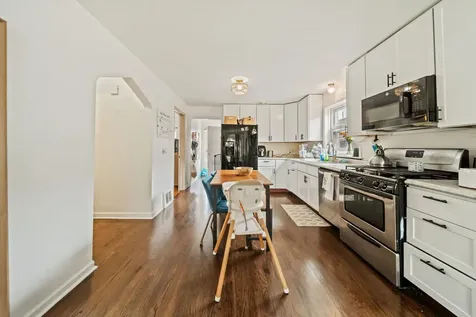 5805 South Kilbourn Avenue Chicago IL 60629