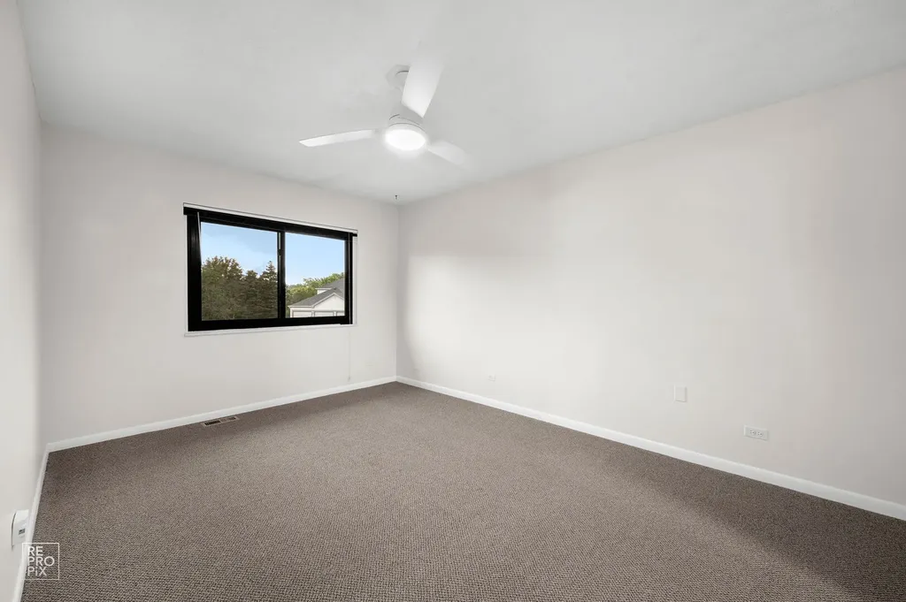 9 Wake Robin Court Woodridge IL 60517