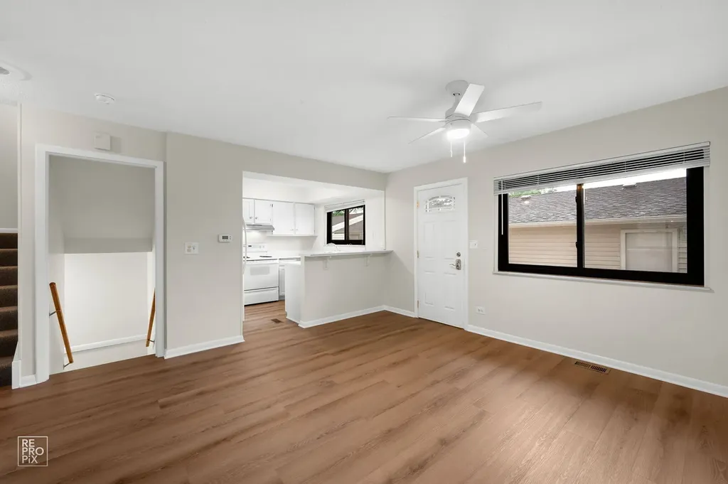 9 Wake Robin Court Woodridge IL 60517