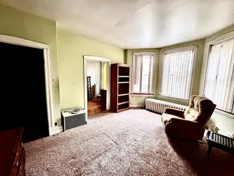 4913 North Keystone Avenue Chicago IL 60630
