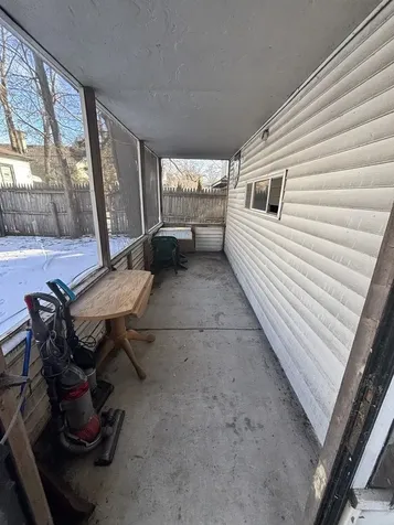 713 East 144th Street Dolton IL 60419