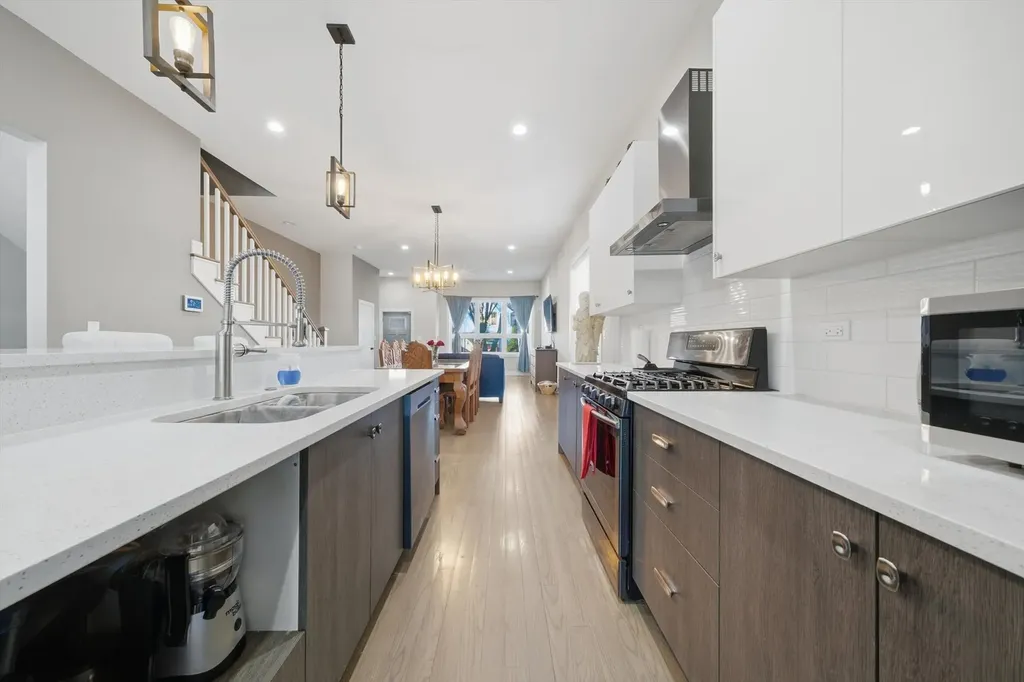 2045 North La Crosse Avenue Chicago IL 60639