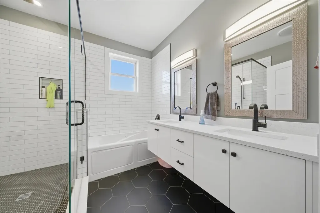 2045 North La Crosse Avenue Chicago IL 60639