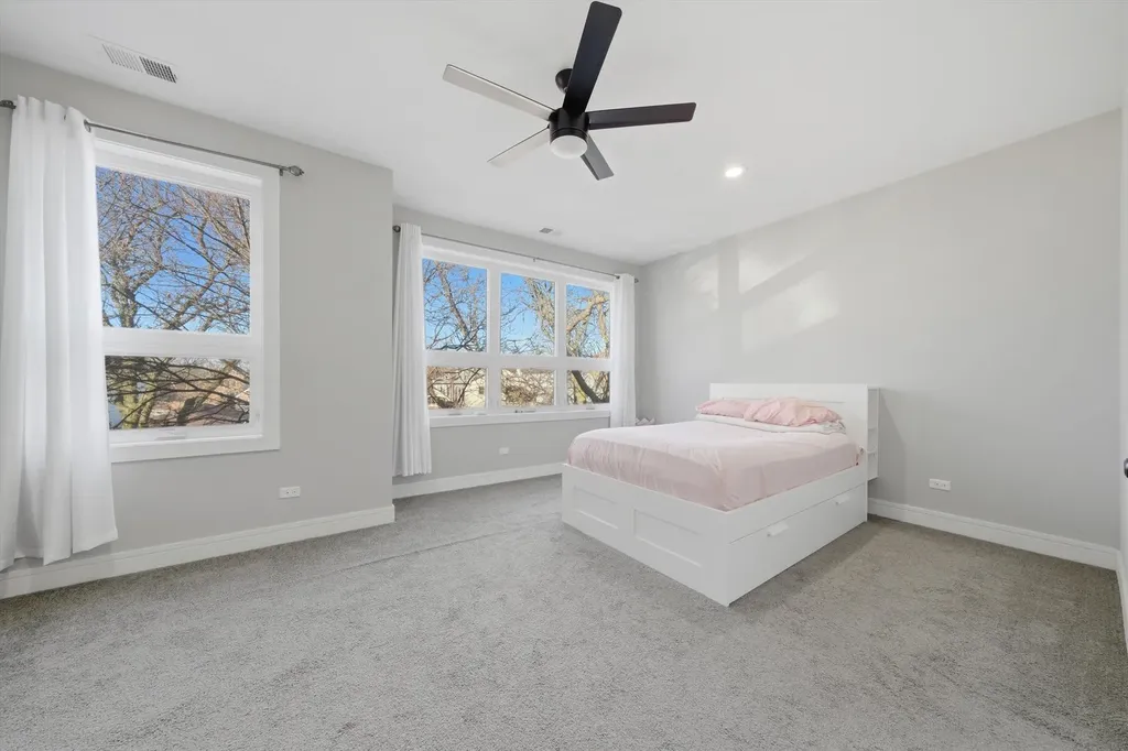2045 North La Crosse Avenue Chicago IL 60639