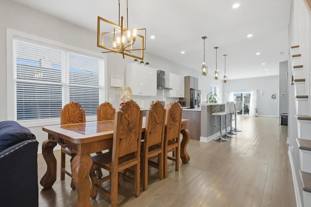 2045 North La Crosse Avenue Chicago IL 60639