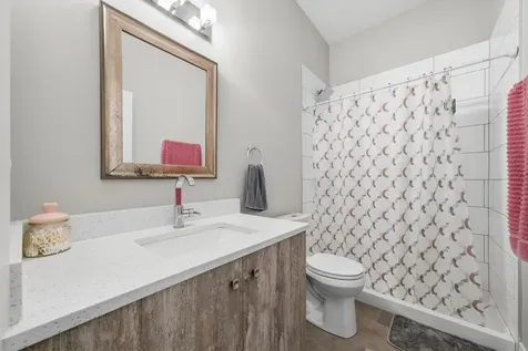 2045 North La Crosse Avenue Chicago IL 60639