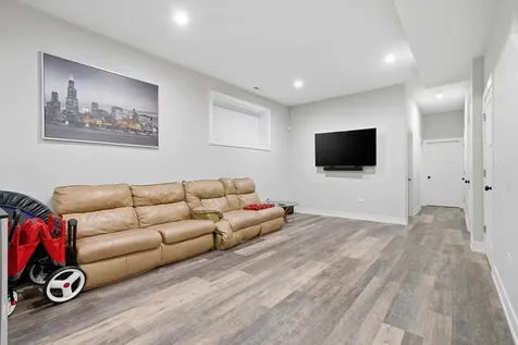 2045 North La Crosse Avenue Chicago IL 60639
