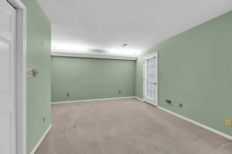 8 Heaton Court Sugar Grove IL 60554