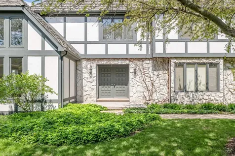 8 Heaton Court Sugar Grove IL 60554