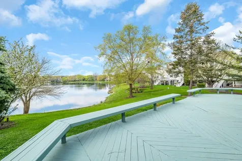 8 Heaton Court Sugar Grove IL 60554