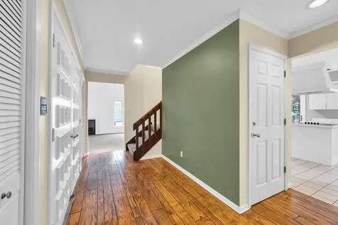 8 Heaton Court Sugar Grove IL 60554