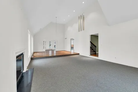 8 Heaton Court Sugar Grove IL 60554