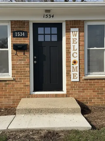 1534 East Palatine Road Palatine IL 60074