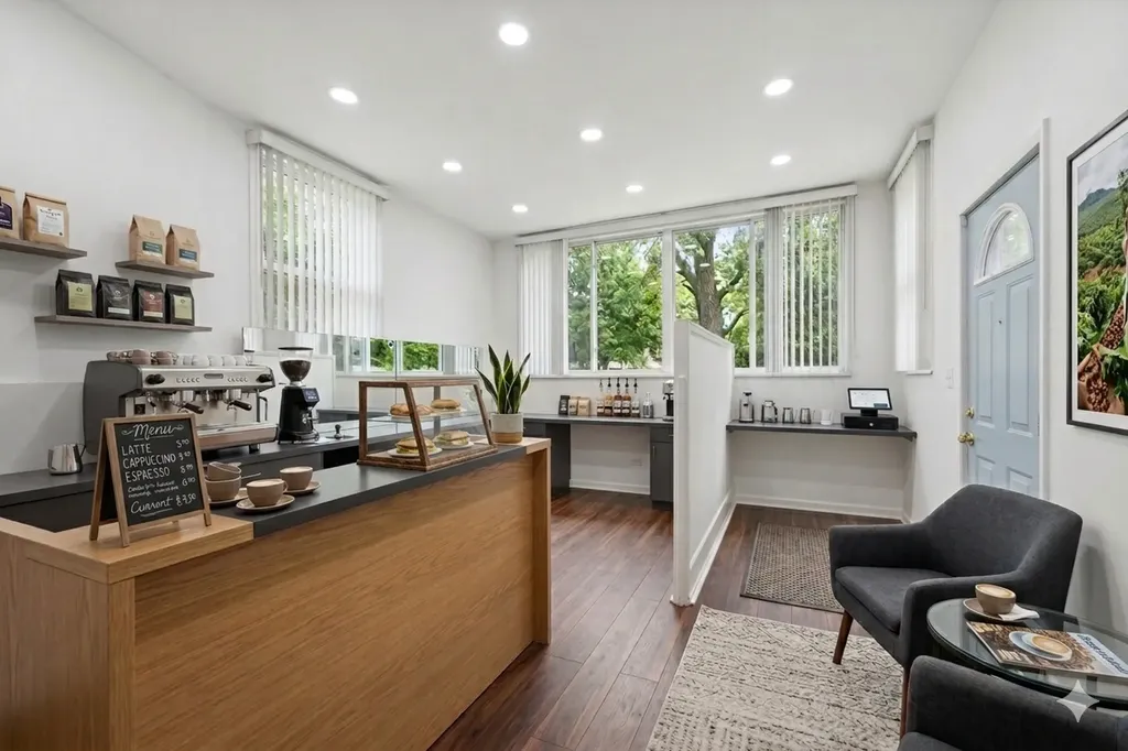 2144 West Montrose Avenue Chicago IL 60618
