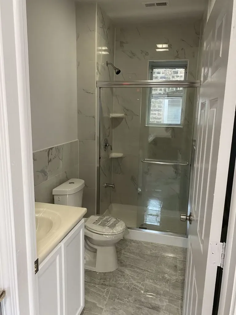 2953 South Emerald Avenue Chicago IL 60616