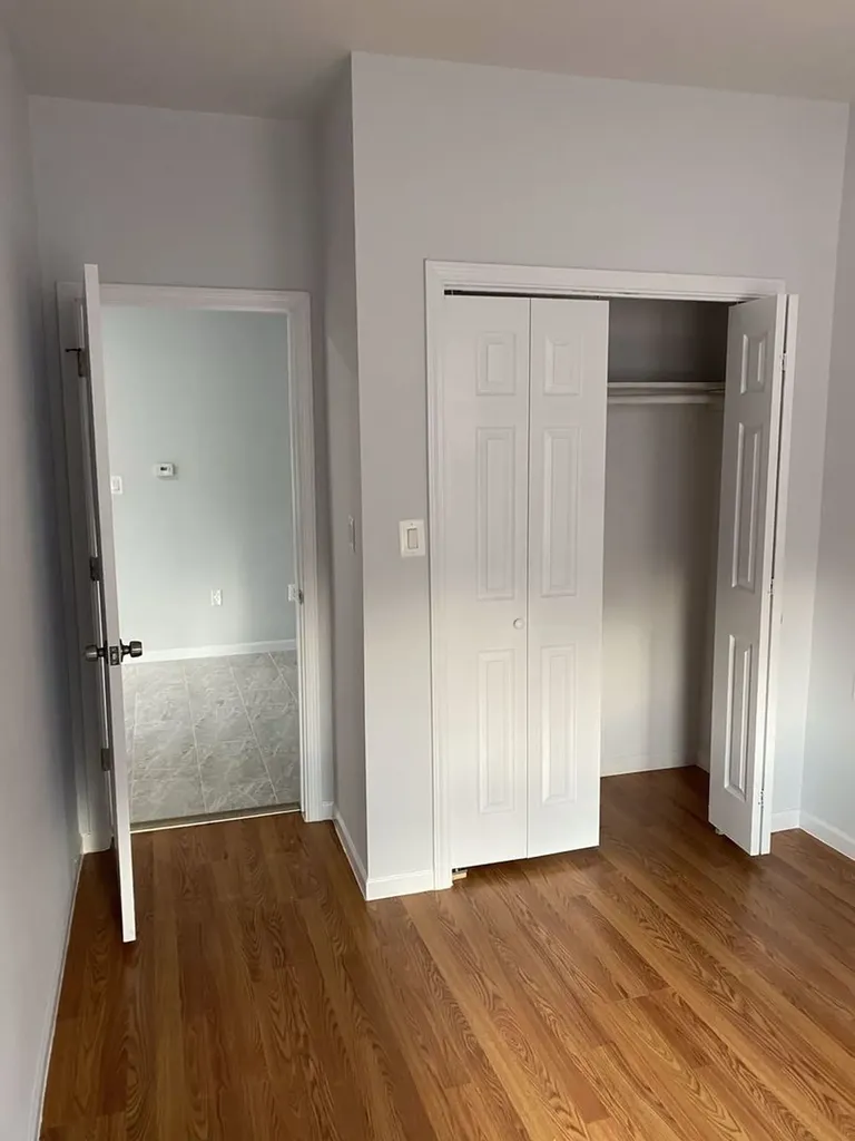 2953 South Emerald Avenue Chicago IL 60616