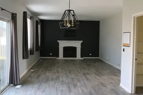 801 Parkside Lane Yorkville IL 60560