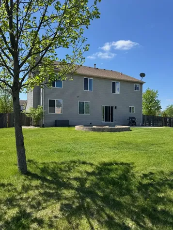 801 Parkside Lane Yorkville IL 60560