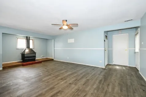 918 Notre Dame Drive Matteson IL 60443
