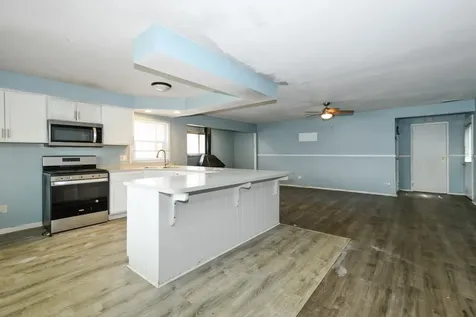 918 Notre Dame Drive Matteson IL 60443