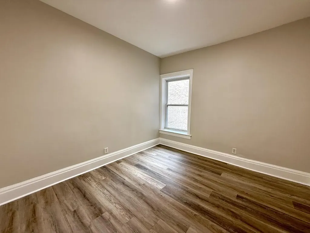 4354 West Washington Boulevard Chicago IL 60624