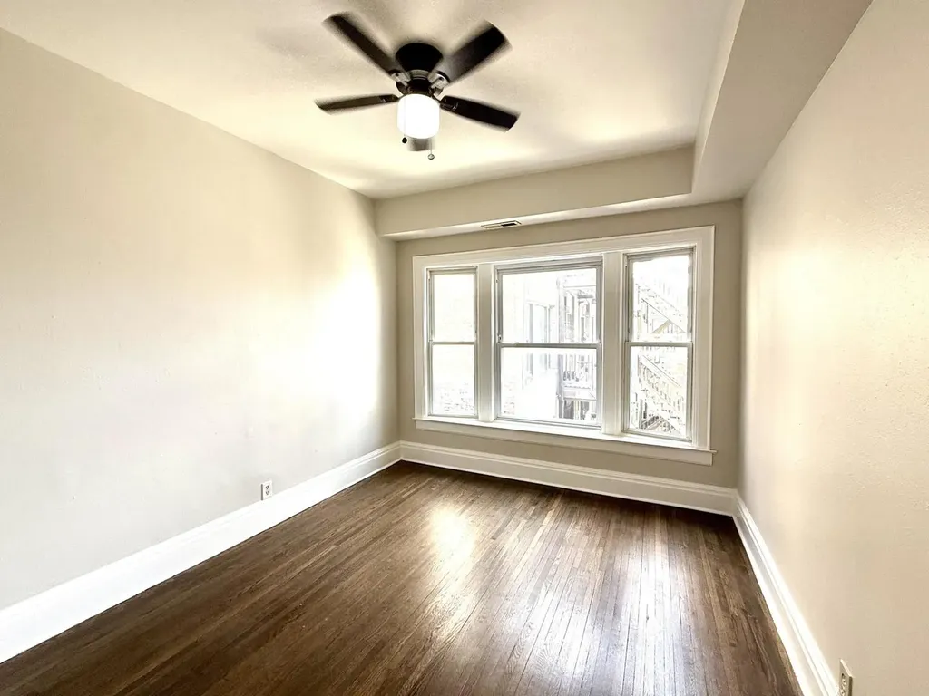 4354 West Washington Boulevard Chicago IL 60624