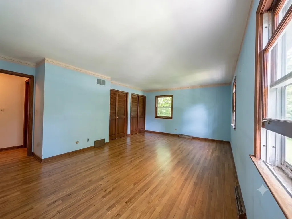 1009 Anne Road Naperville IL 60540