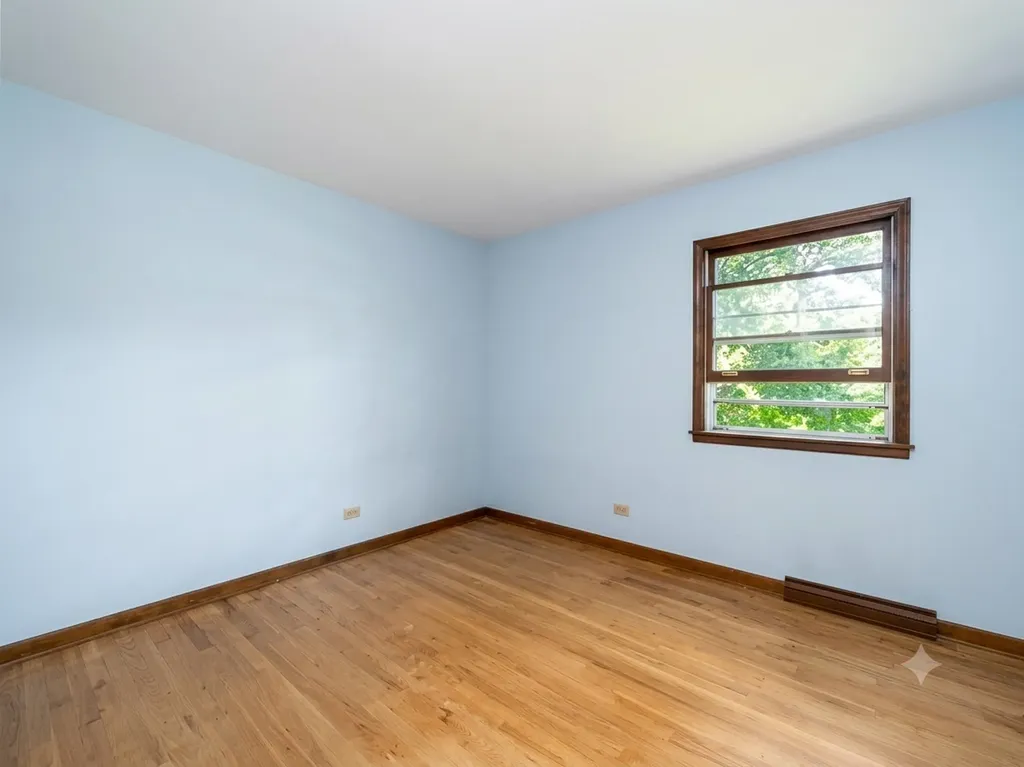 1009 Anne Road Naperville IL 60540