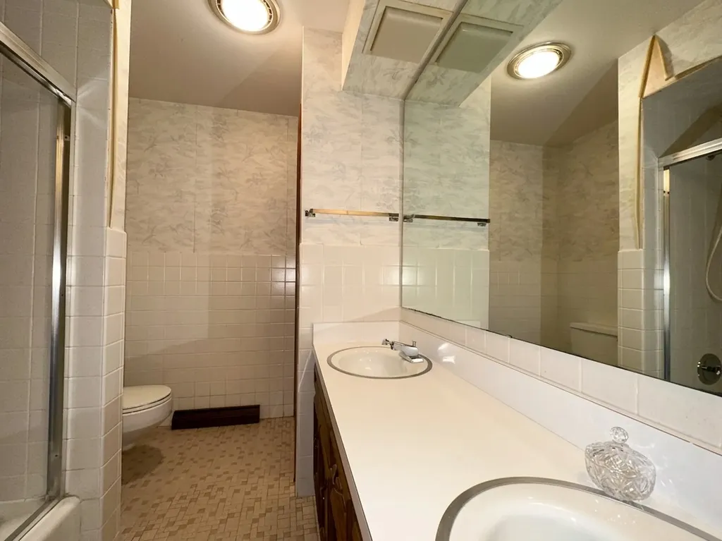 1009 Anne Road Naperville IL 60540