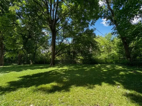1009 Anne Road Naperville IL 60540