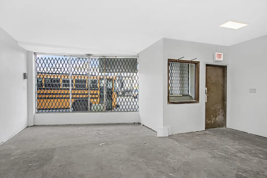 2915 West Cermak Road Chicago IL 60623