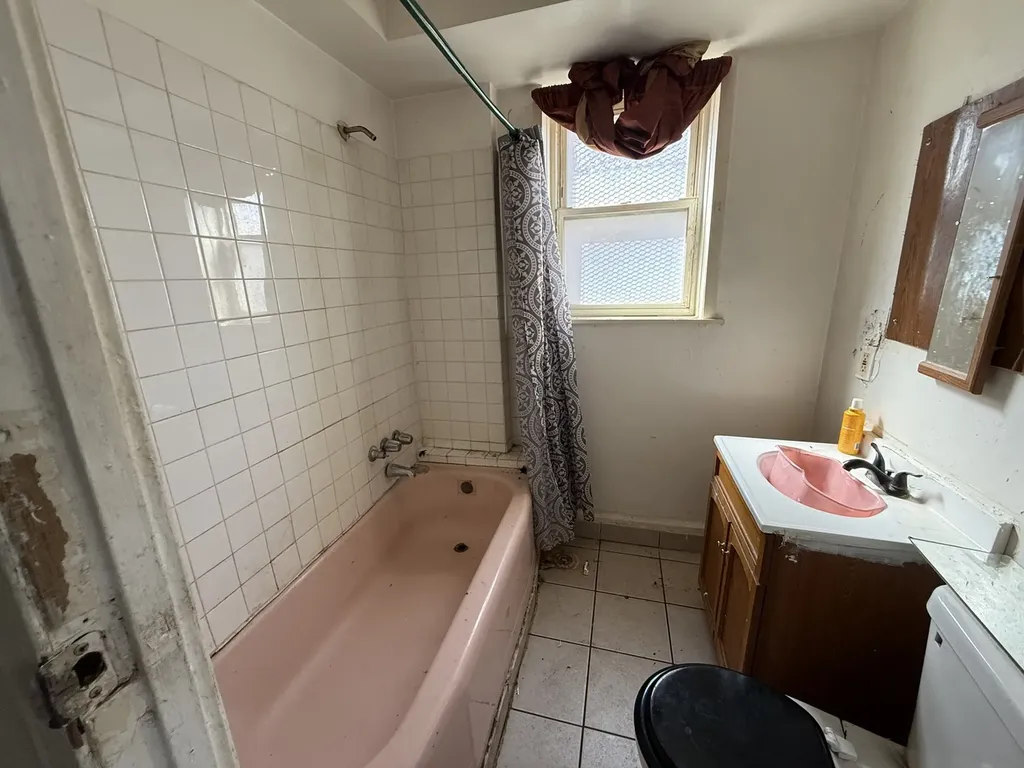 830 North Springfield Avenue Chicago IL 60651