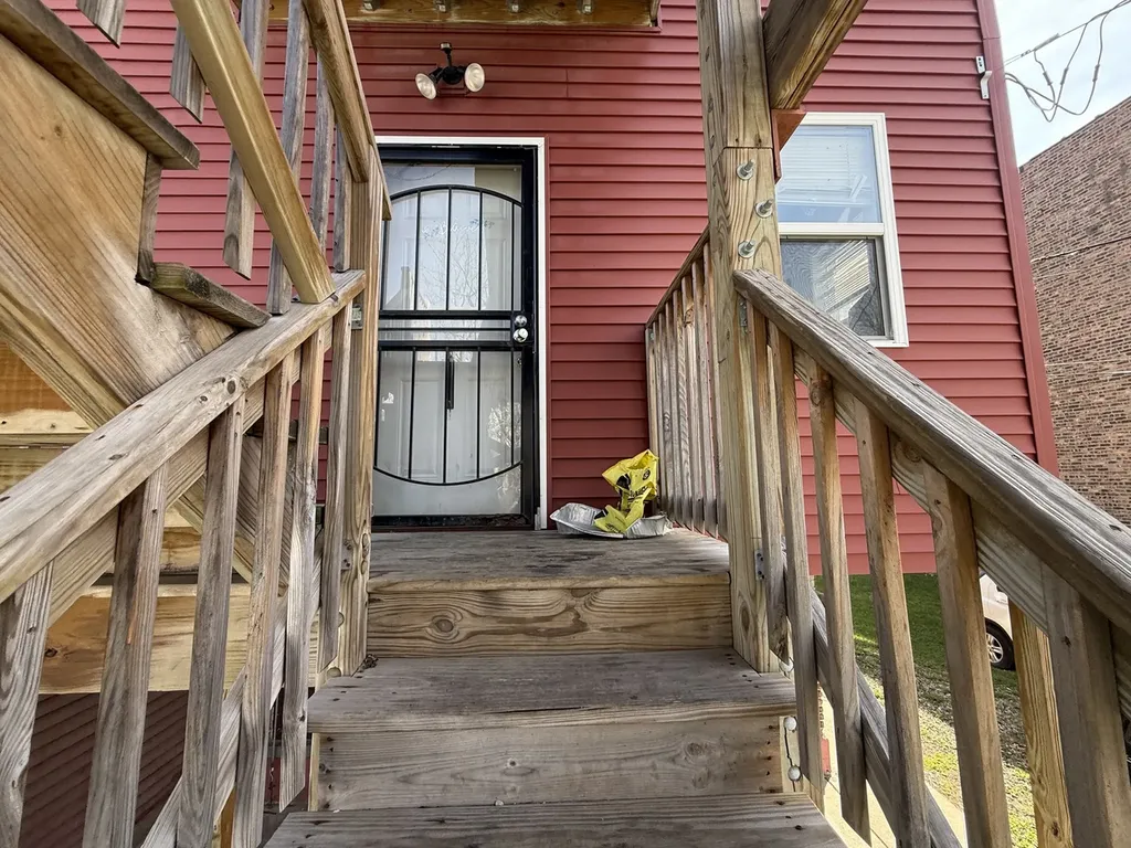 830 North Springfield Avenue Chicago IL 60651