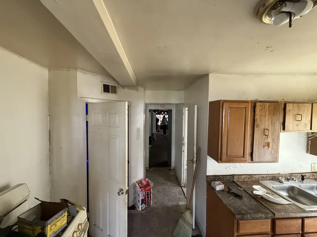 830 North Springfield Avenue Chicago IL 60651