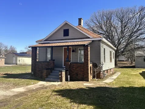 905 North Jackson Street Streator IL 61364