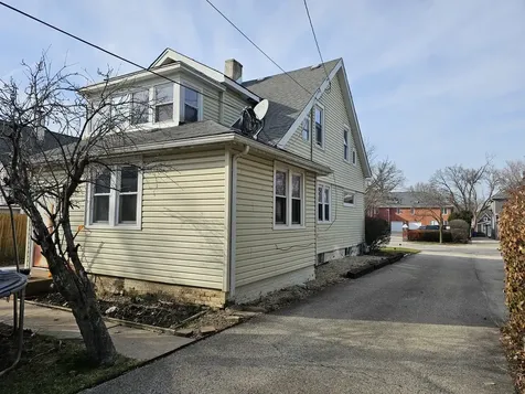 636 Homewood Avenue Highland Park IL 60035