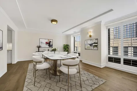 40 East Delaware Place Chicago IL 60611