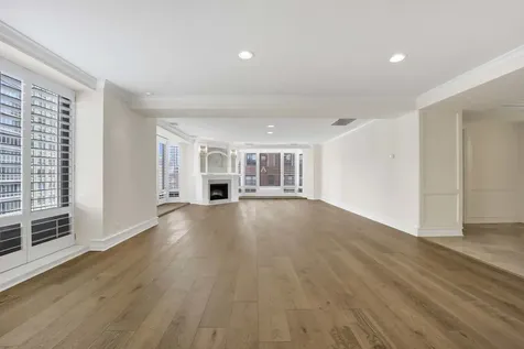40 East Delaware Place Chicago IL 60611