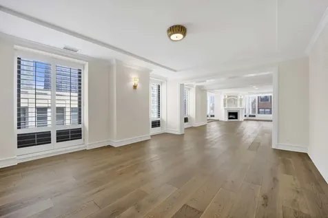 40 East Delaware Place Chicago IL 60611