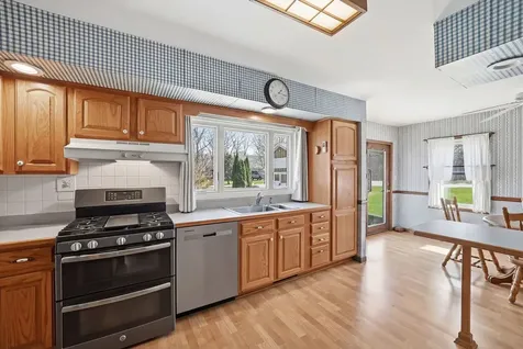 2594 East 1069th Road Ottawa IL 61350