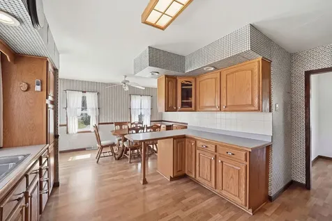 2594 East 1069th Road Ottawa IL 61350