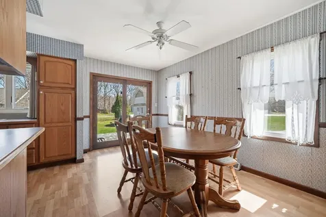 2594 East 1069th Road Ottawa IL 61350