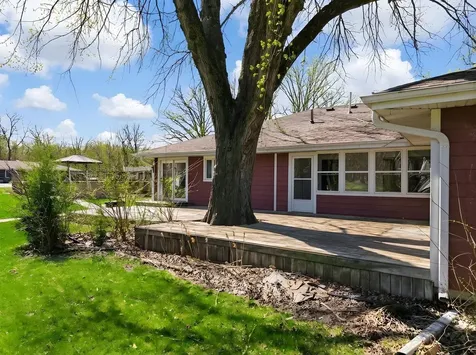 2594 East 1069th Road Ottawa IL 61350