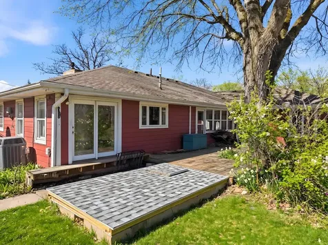 2594 East 1069th Road Ottawa IL 61350