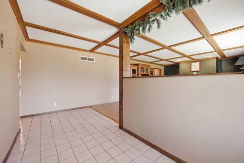 2594 East 1069th Road Ottawa IL 61350