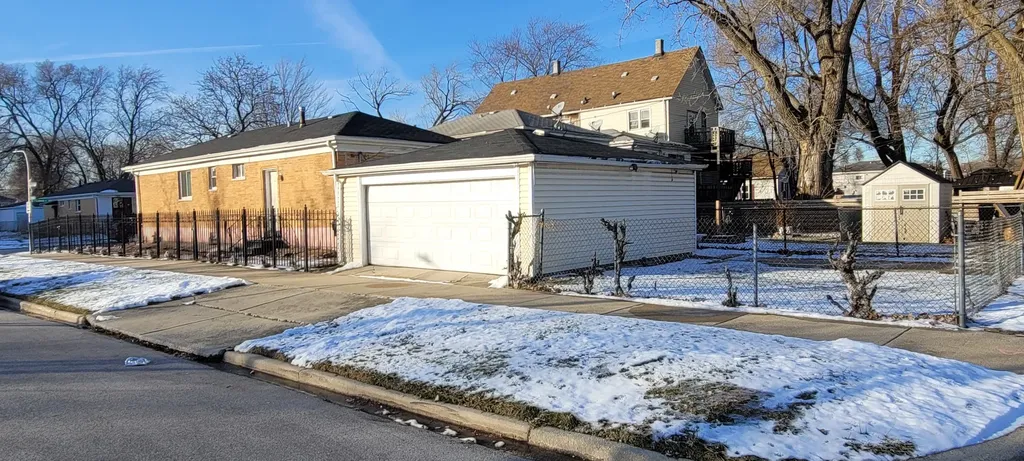 5359 South Lowe Avenue Chicago IL 60609