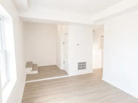 4519 West Thomas Street Chicago IL 60651