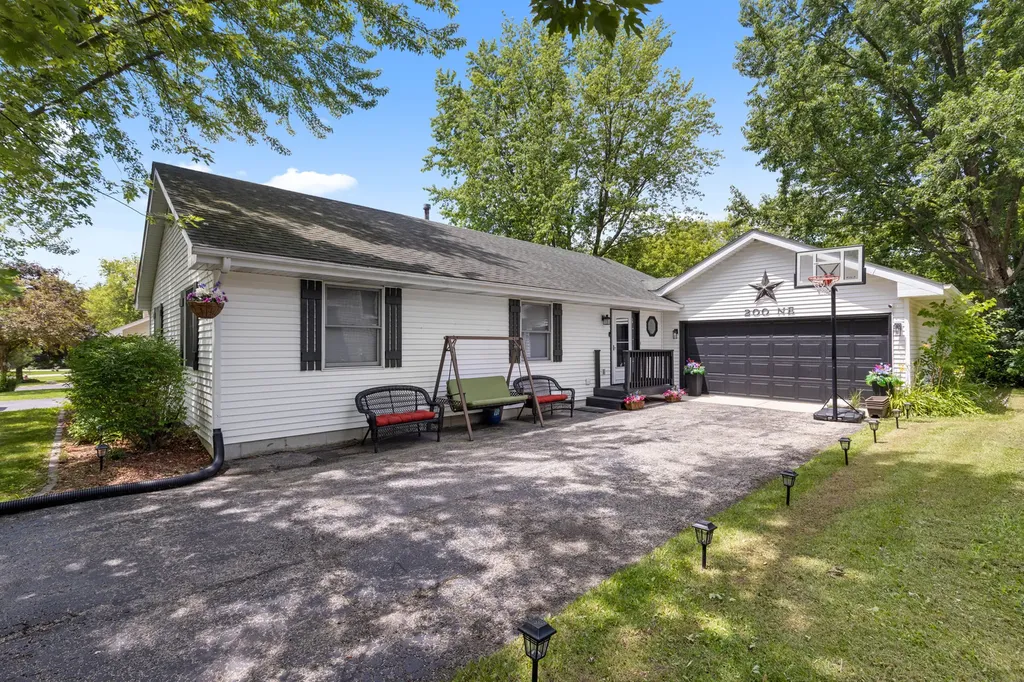 200 Bounty Drive NE Poplar Grove IL 61065