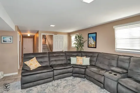 871 South Cheryl Lane Kankakee IL 60901