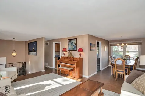 871 South Cheryl Lane Kankakee IL 60901